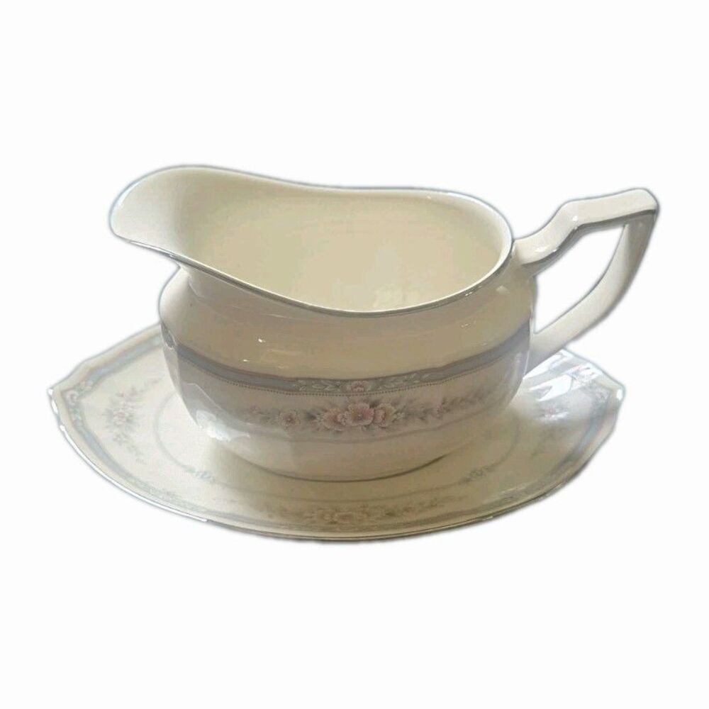 Noritake Rothschild 7293 Ivory China Gravy Boat  with Underplate Excellent
